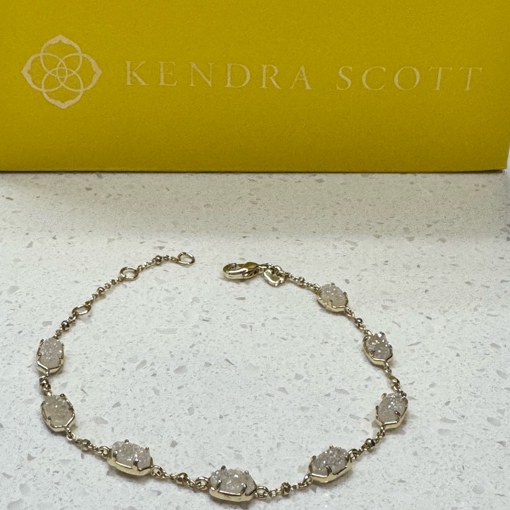 Kendra Scott bracelet